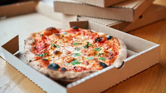 Pizzakarton aus Pappe